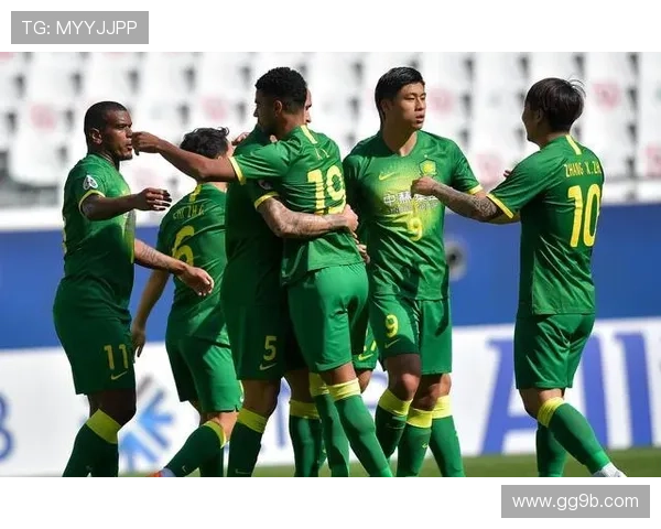 北京国安亚冠焦点战即将打响,锁定直播见证荣耀时刻